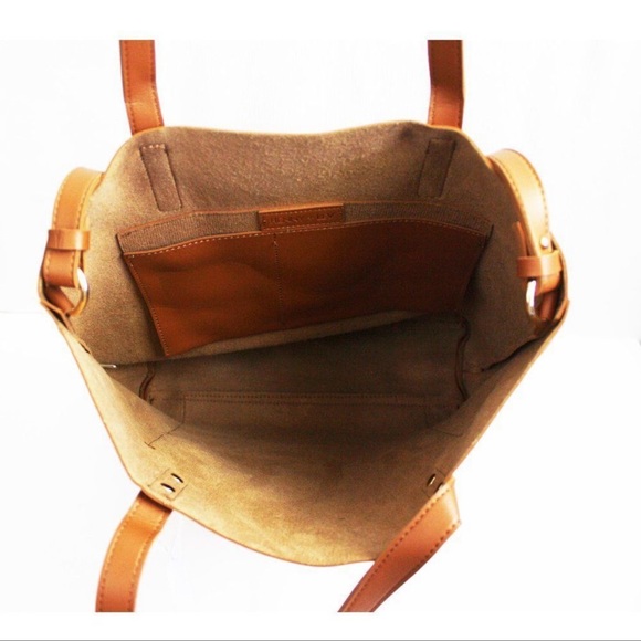 Henny + Lev Vegan Leather 2-In-1 Everyday Tote Bag - Picture 10 of 10